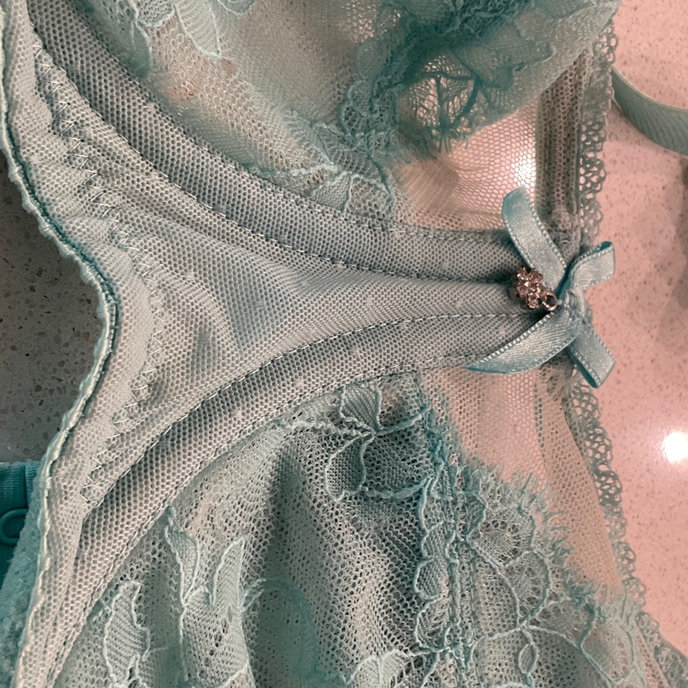Wacoal Lace Underwire Bra in Light Blue - Picture 5 of 5